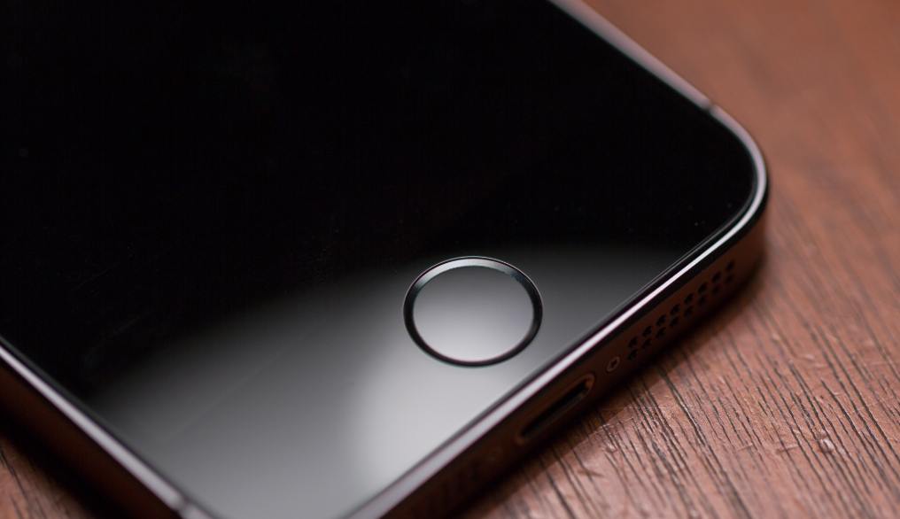 На iPhone не работает кнопка домой