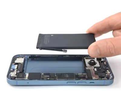 Замена аккумулятора на Apple iPhone 14