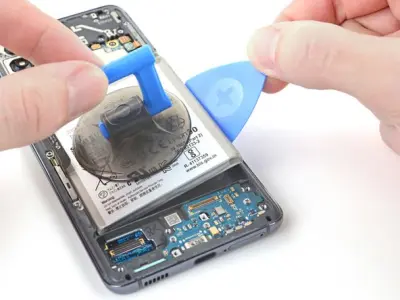 Замена аккумулятора на Samsung Galaxy S21 (G991B)