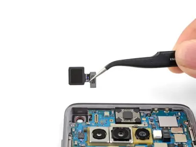 Замена фронтальной камеры на Samsung Galaxy S10 (G973F)