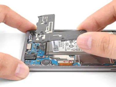 Замена полифонического динамика на Samsung Galaxy S10 (G973F)